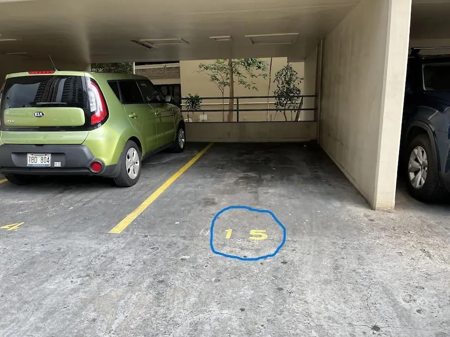 アパート 2 Bedroom Waikiki Condo Sleeps 6 Free Parking ホノルル